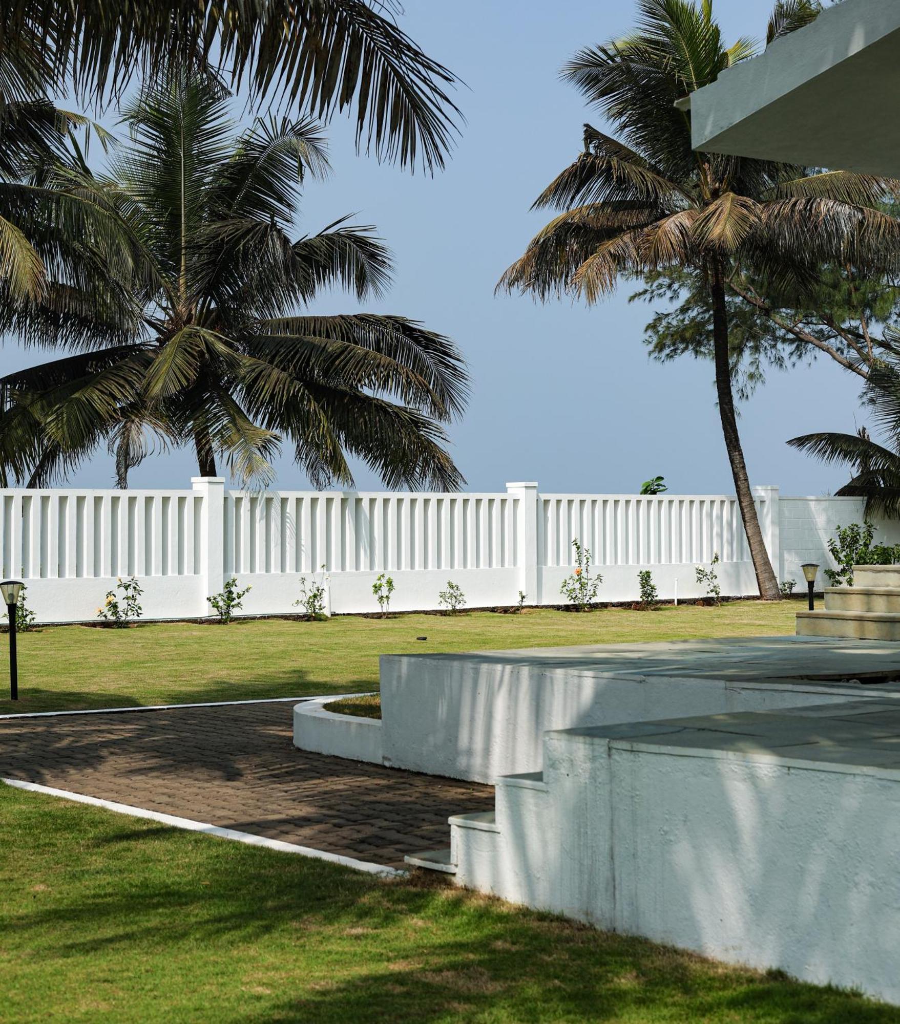Seascape By Ewa Properties Malpe Exteriör bild